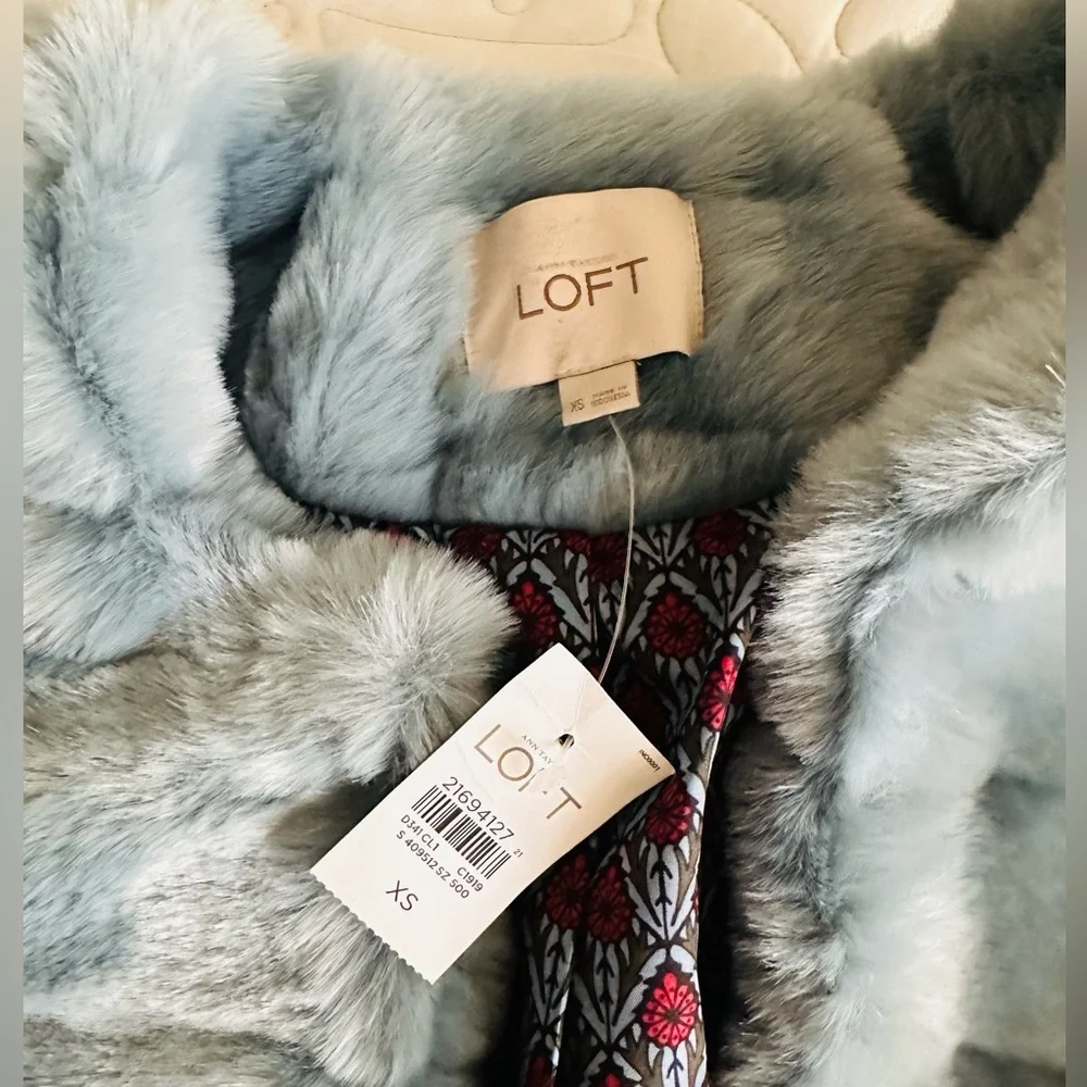 Faux jacket - Picture 5 of 5